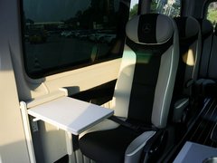 2014款 2.1T 手动 厢式 长轴加长版