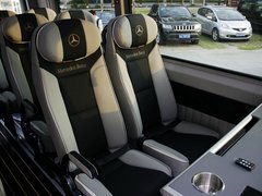2014款 2.1T 手动 厢式 长轴加长版