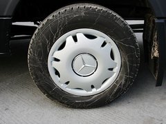 凌特 2014款 2.1T 手动 厢式 长轴加长版