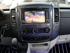 2014款 2.1T 手动 厢式 长轴加长版
