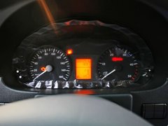2014款 2.1T 手动 厢式 长轴加长版