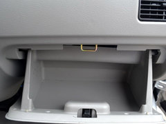 2013款 1.0L 手动 舒适型LF466Q
