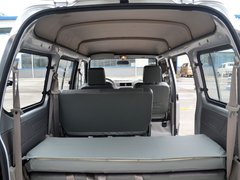 2013款 1.0L 手动 舒适型LF466Q