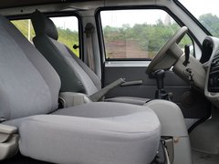 2013款 1.0L 手动 舒适型LF466Q