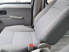 2013款 1.0L 手动 舒适型LF466Q