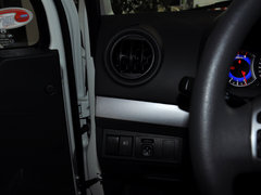 2013款 1.4L 手动 豪华版