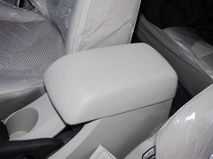 2013款 2.2L 手动 两驱 汽油 精英版中轴