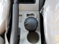 2013款 2.2L 手动 两驱 汽油 精英版中轴