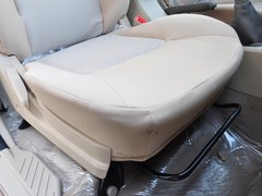 2013款 2.8T 手动 两驱柴油版长轴