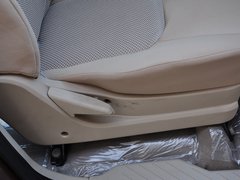 2013款 2.8T 手动 两驱柴油版长轴