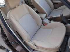 2013款 2.8T 手动 两驱柴油版长轴