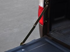 2013款 2.8T 手动 两驱柴油版长轴