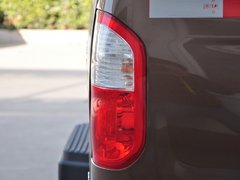 2013款 2.8T 手动 两驱柴油版长轴