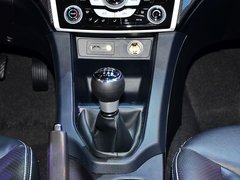 2014款 1.5L 手动 豪华女性版