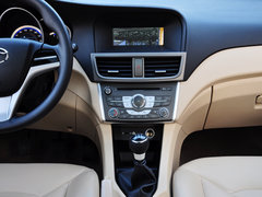 2014款 1.5L 手动 豪华女性版
