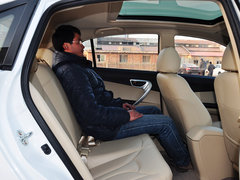 2014款 1.5L 手动 豪华女性版