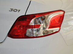 2014款 1.6L 手动 豪华版