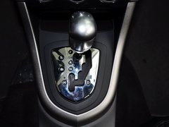 2013款 2.0L 自动 车载互联豪华版