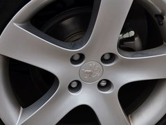2013款 2.0L 自动 车载互联豪华版