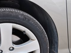 标致408 2013款 2.0L 自动 车载互联豪华版