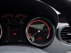 标致408 2013款 2.0L 自动 车载互联豪华版