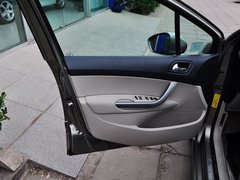 2013款 2.0L 自动 车载互联豪华版