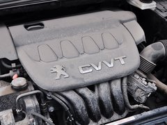 2013款 2.0L 自动 车载互联豪华版