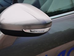 2013款 2.0L 自动 车载互联豪华版