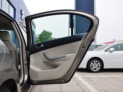 2013款 2.0L 自动 车载互联豪华版