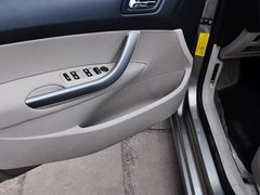 2013款 2.0L 自动 车载互联豪华版