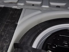 2013款 2.0L 自动 车载互联豪华版