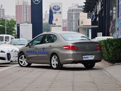 2013款 2.0L 自动 车载互联豪华版