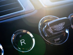 2014款 6.0L 自动 S百年纪念版