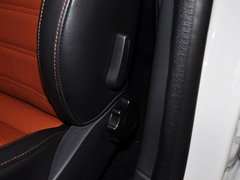 2014款 1.6L 自动 运动版