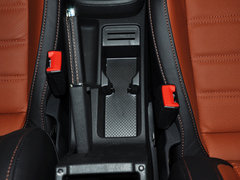 2014款 1.6L 自动 运动版