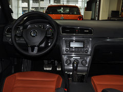 2014款 1.6L 自动 运动版