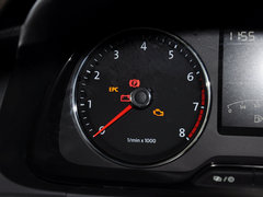 2014款 1.6L 自动 运动版