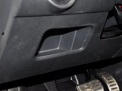 2014款 1.6L 自动 运动版
