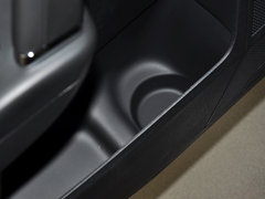 2014款 1.6L 自动 运动版