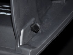 2014款 1.6L 自动 运动版