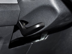 2014款 1.6L 自动 运动版