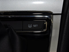 2014款 1.6L 自动 运动版