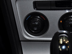 2014款 1.6L 自动 运动版