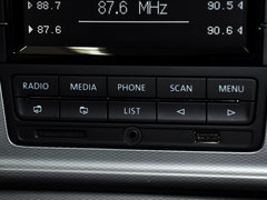 2014款 1.6L 自动 运动版