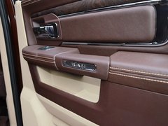 RAM Trucks霸王龙 2014款 5.7L 长角版