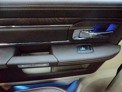 RAM Trucks霸王龙 2014款 5.7L 长角版