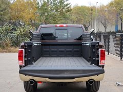 RAM Trucks霸王龙 2014款 5.7L 长角版