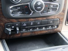 RAM Trucks霸王龙 2014款 5.7L 长角版