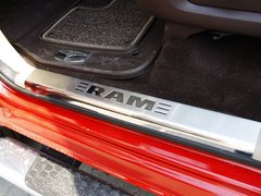 RAM Trucks霸王龙 2014款 5.7L 长角版