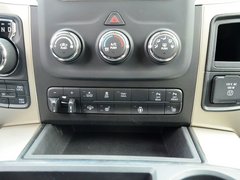 2014款 5.7L 户外版
